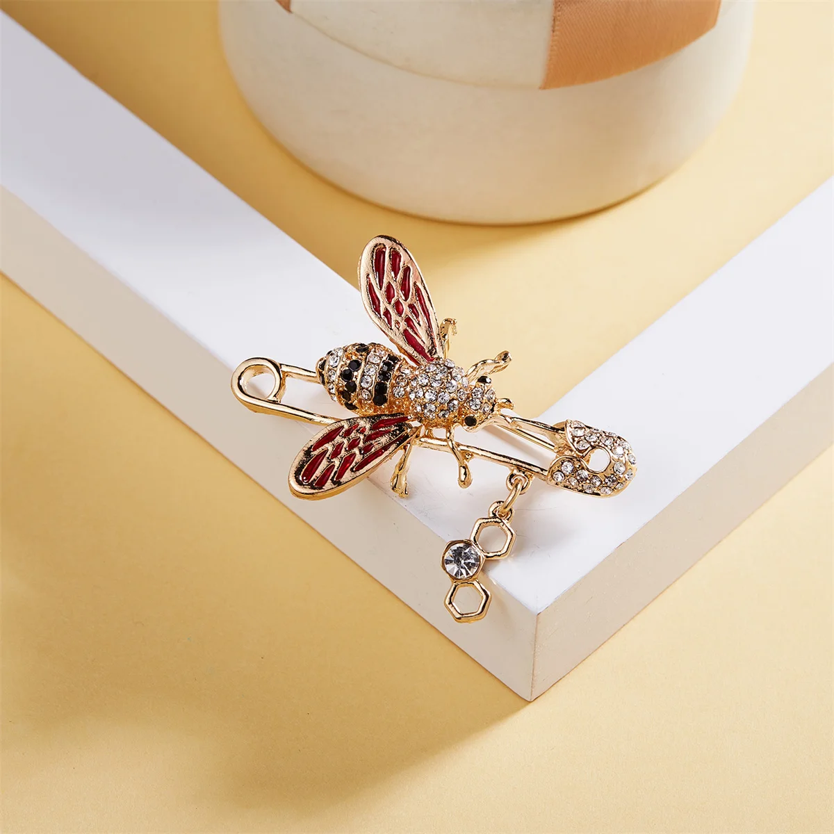 Kristall Kleine Biene Broschen Für Frauen Exquisite Vintage Strass Insekt Biene Anstecknadeln Tier Abzeichen Vielseitig Schmuck Geschenk – Detail 23