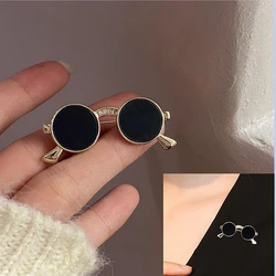 Creative Mini Sunglasses Brooches Funny Men Women's Suit Jacket Rhinestones Pins Vintage Clothing Accessories Jewelry