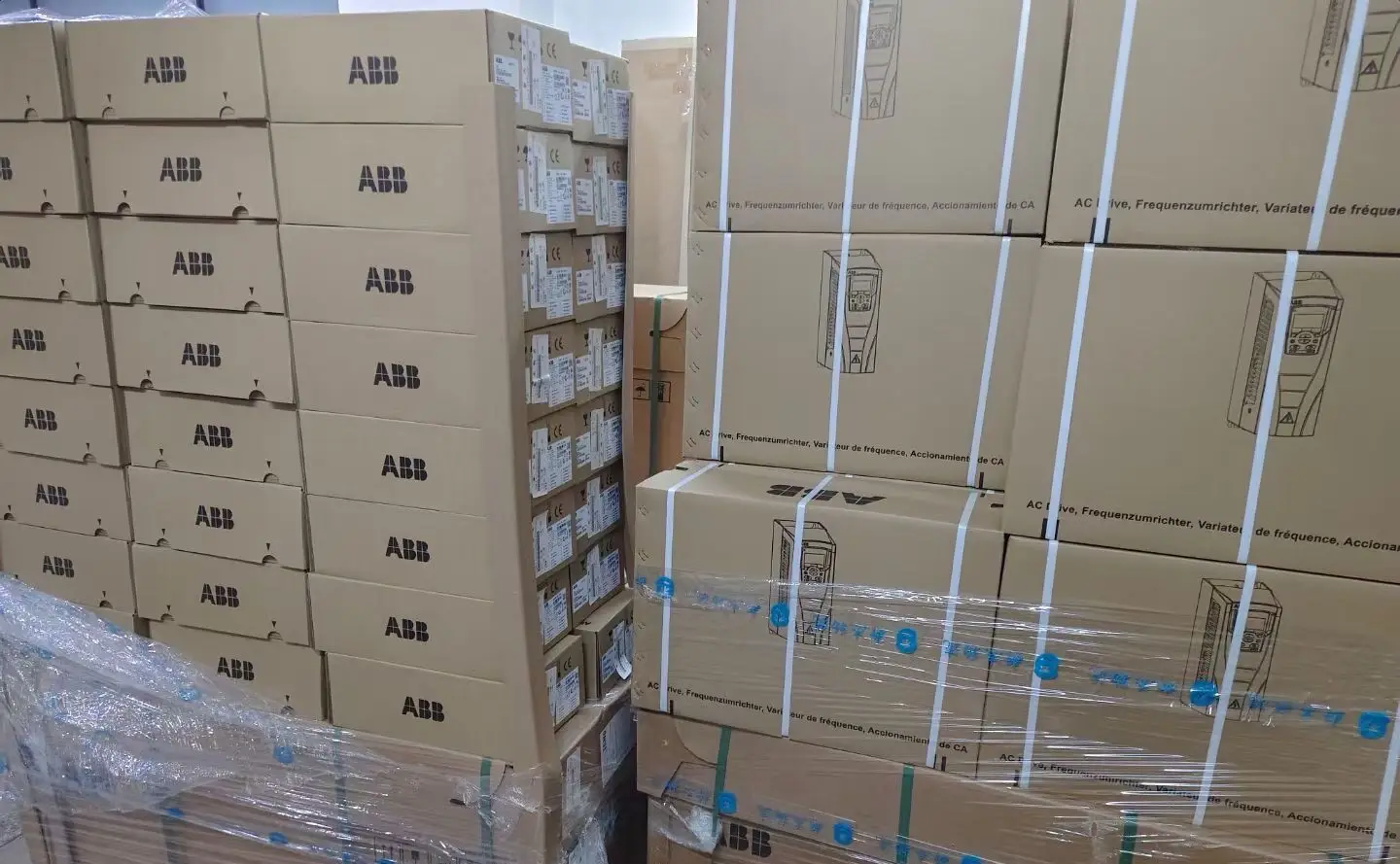 ABB Inverter ACS380-040S-25A0-4