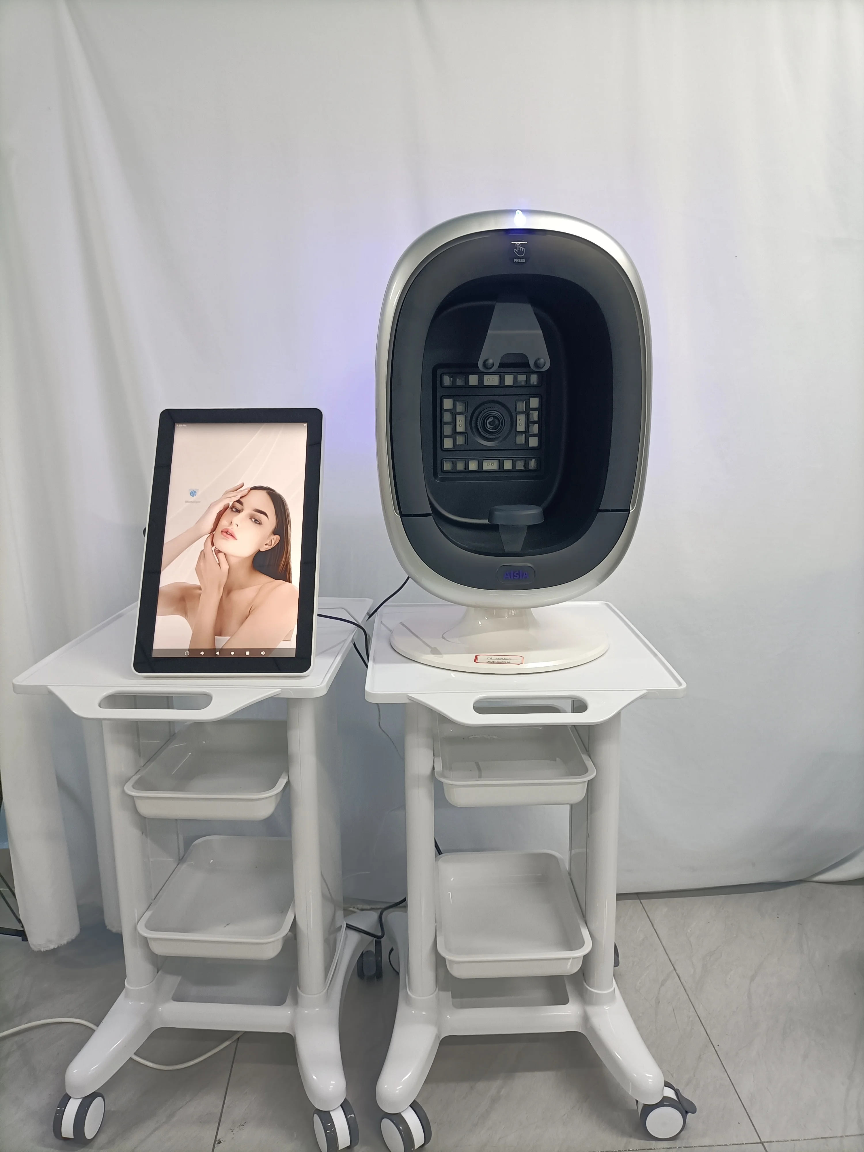 15.6 inch  3D Facial Skin Analyzer Machine Skin Analyzer Facial Machine 5 Light Spectrum Skin Analysis Scanner