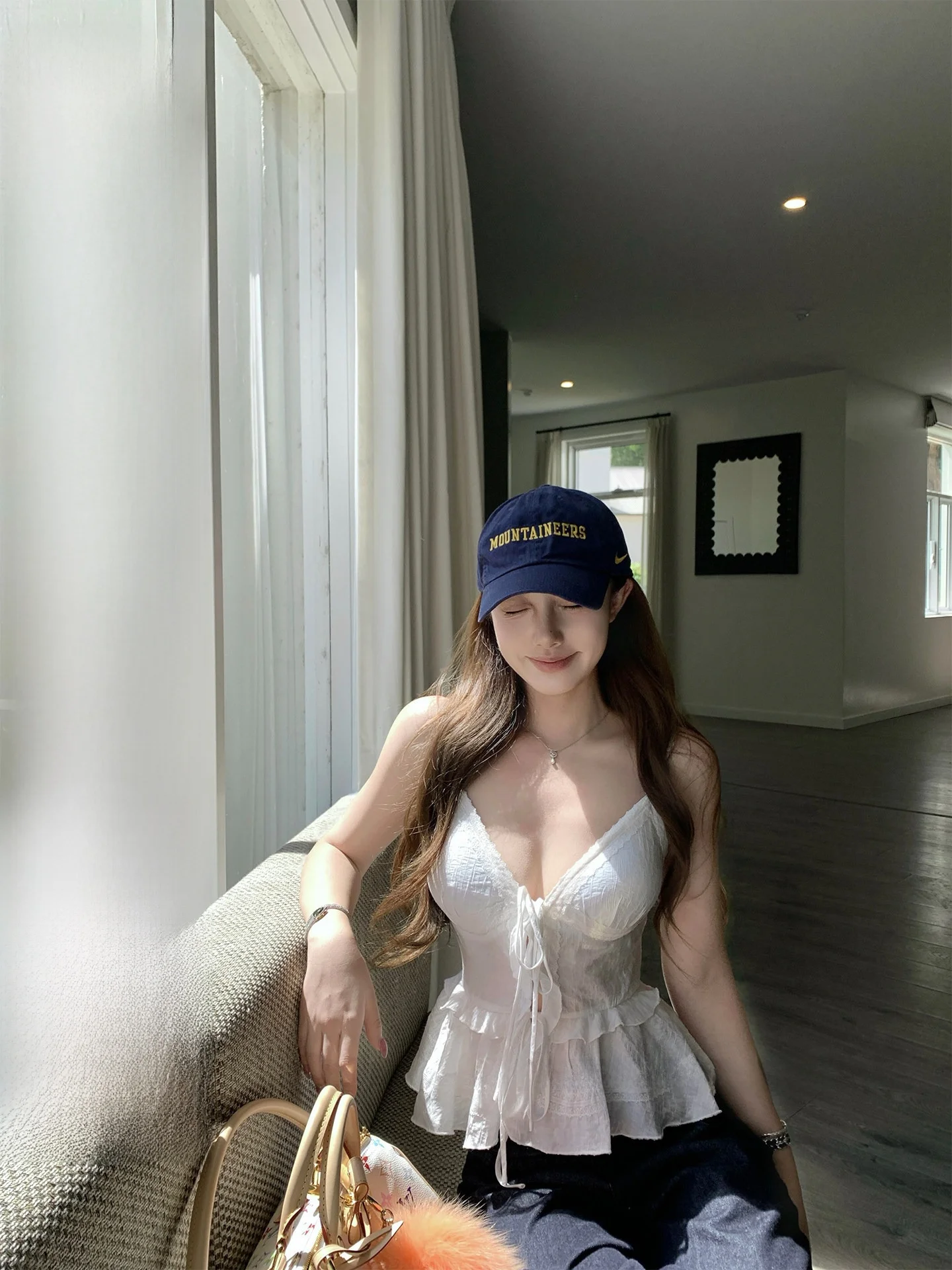 

Bankelili Sweet Chest Pad Self-Contained ell Cordoniene Chiffon Ruffle-Ld Strap Top Waist-Cinching V-Ne Ciwalkwear