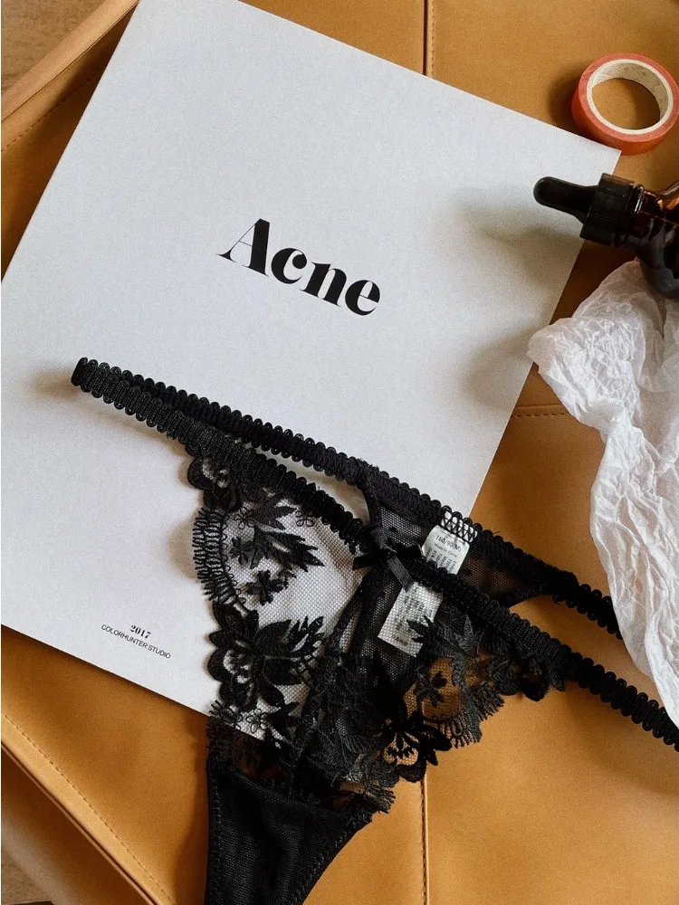 ชุดชั้นในเซ็กซี่ลูกไม้ฝรั่งเศสแบบโปร่งใสสำหรับคริสต์มาส  ไม่ต้องถอด  แบบผ่าสูง  สำหรับผู้หญิง  เพิ่มเสน่ห์เย้ายวน MOYISU F