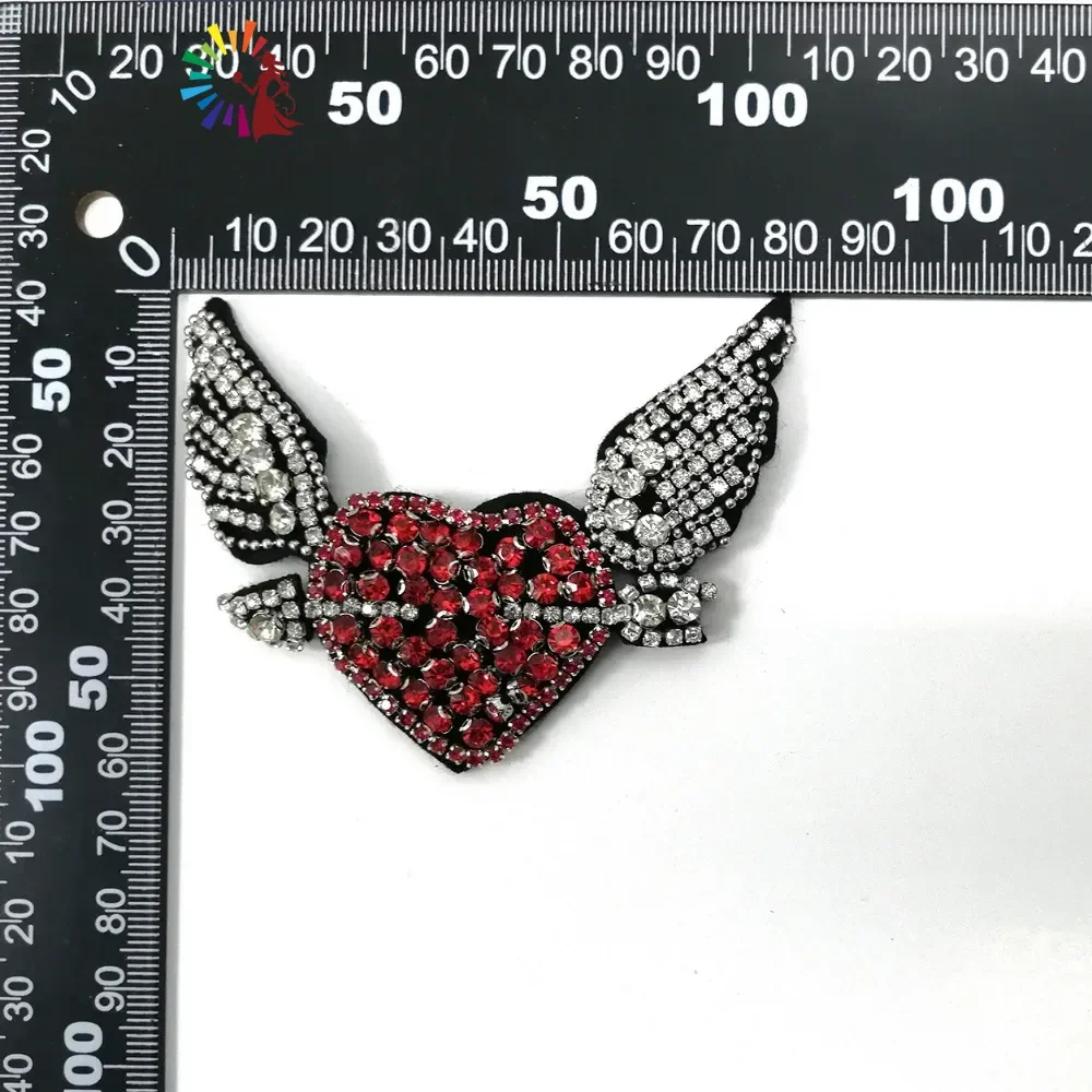 

New Spot Pure Handmade Beads, Rhinestones, Butterfly Cloth Stickers, Clothing, Luggage, Versatile Cross, Peach Heart DIY