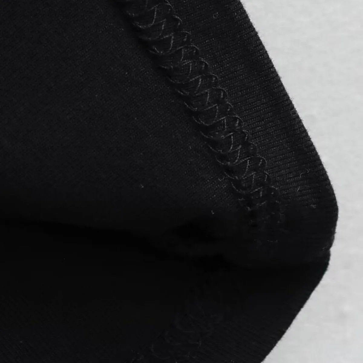 فستان نسائي مكشوف الخصر ، فساتين متوسطة الطول محبوكة سوداء ، بلا أكمام ، أزياء نادي مثيرة ، إطلاق جديد ، أو