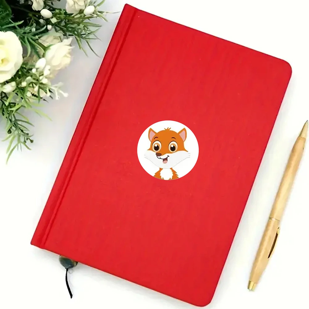 500 stks/rol Kawaii Cartoon Dieren Stickers Grappig Kid Decoratie Decals DIY Laptop Bagage Fiets Leuke Seal Label Sticker Speelgoed Gift