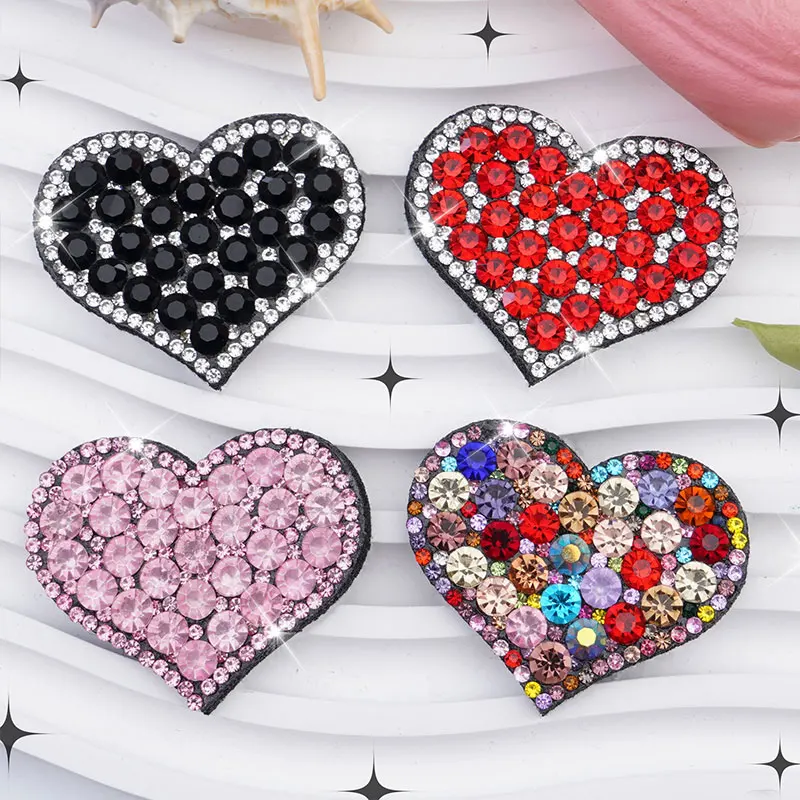 10 Stück herzförmige Diamant-Aufnäher zum Aufbügeln auf Kleidung, für DIY-Haarspangen und als Dekorationspatch. – Detail 1