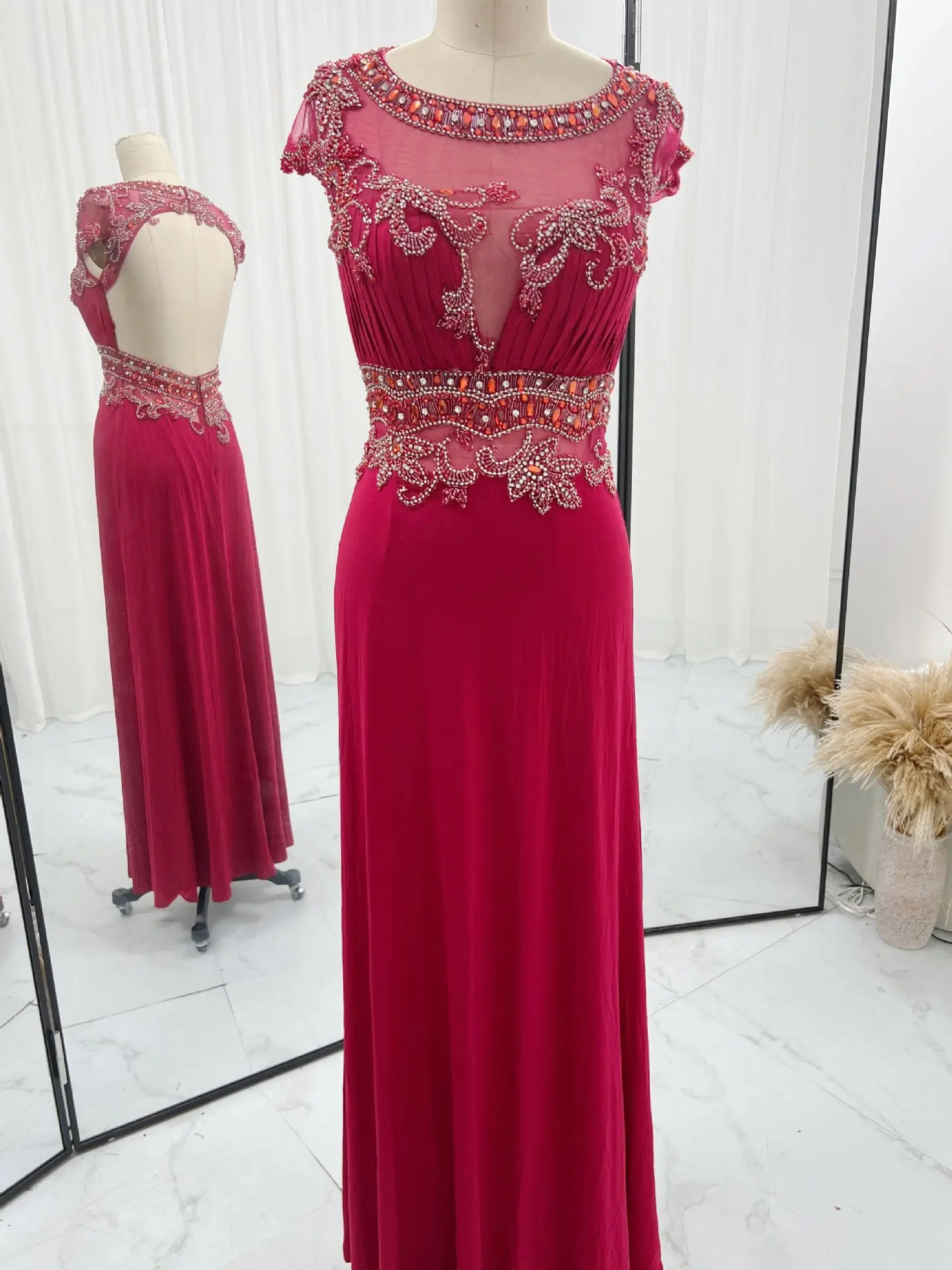 Red Wedding Banquet Short -Sleeved Revealing Waist Beaded Chiffon Evening Dress Skirt M1405