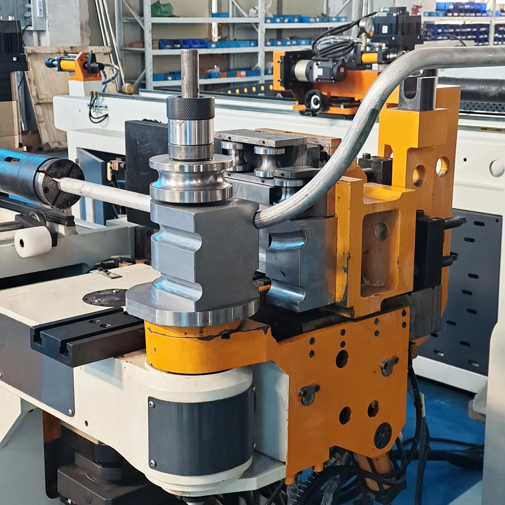 63CNC Exhaust Pipe and Tube Muffler Mandrel Tube Bender CNC Pipe Bending Machine