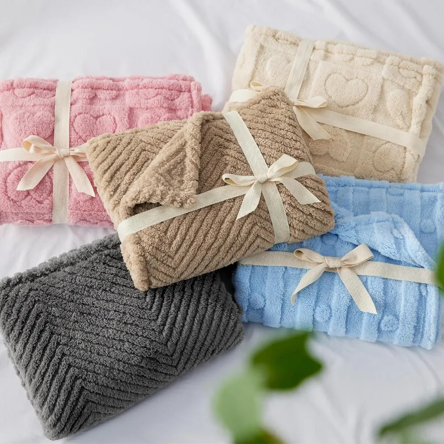 بطانيات كلب قابلة للغسل للكلاب الكبيرة، بطانية حيوانات أليفة غامضة منفوشة مع مادة ناعمة من الصوف المرجاني الفاخر 300GSM مثالية للقطط الصغيرة