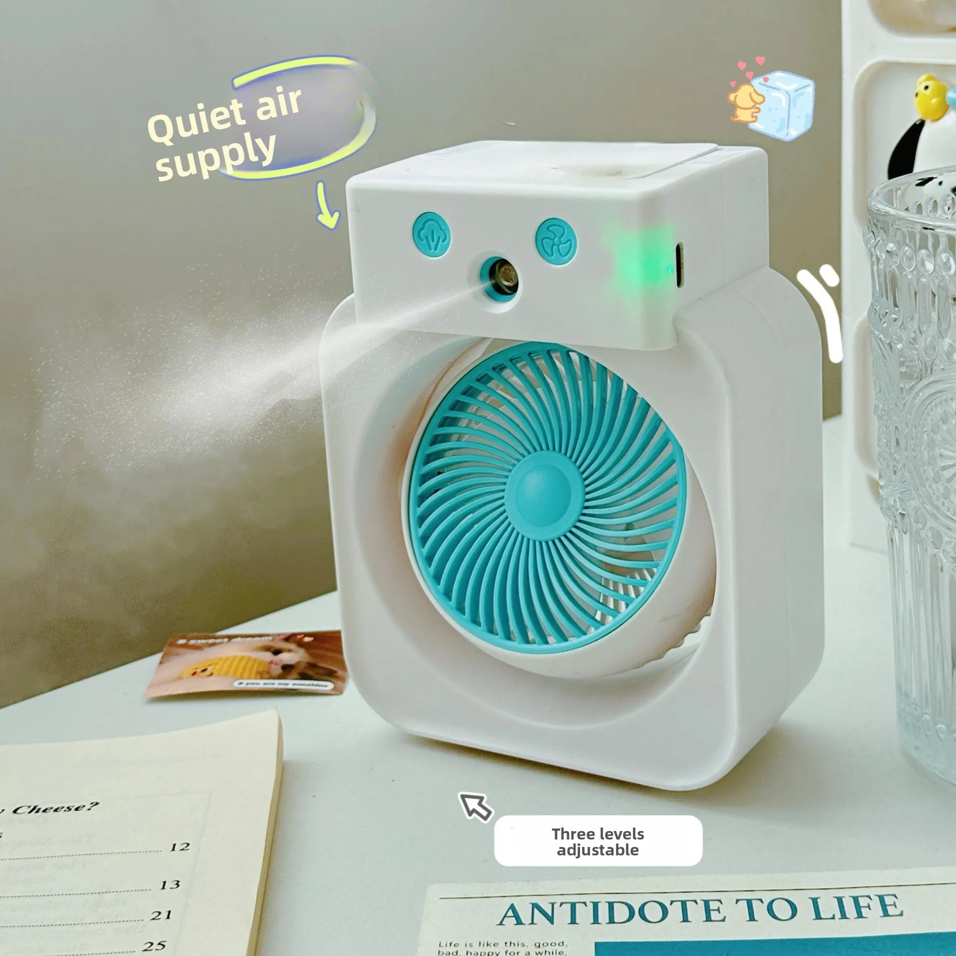Portable humidifier, compact desktop fan USB rechargeable 3-speed plastic spray cooler, moisturizing air conditioner