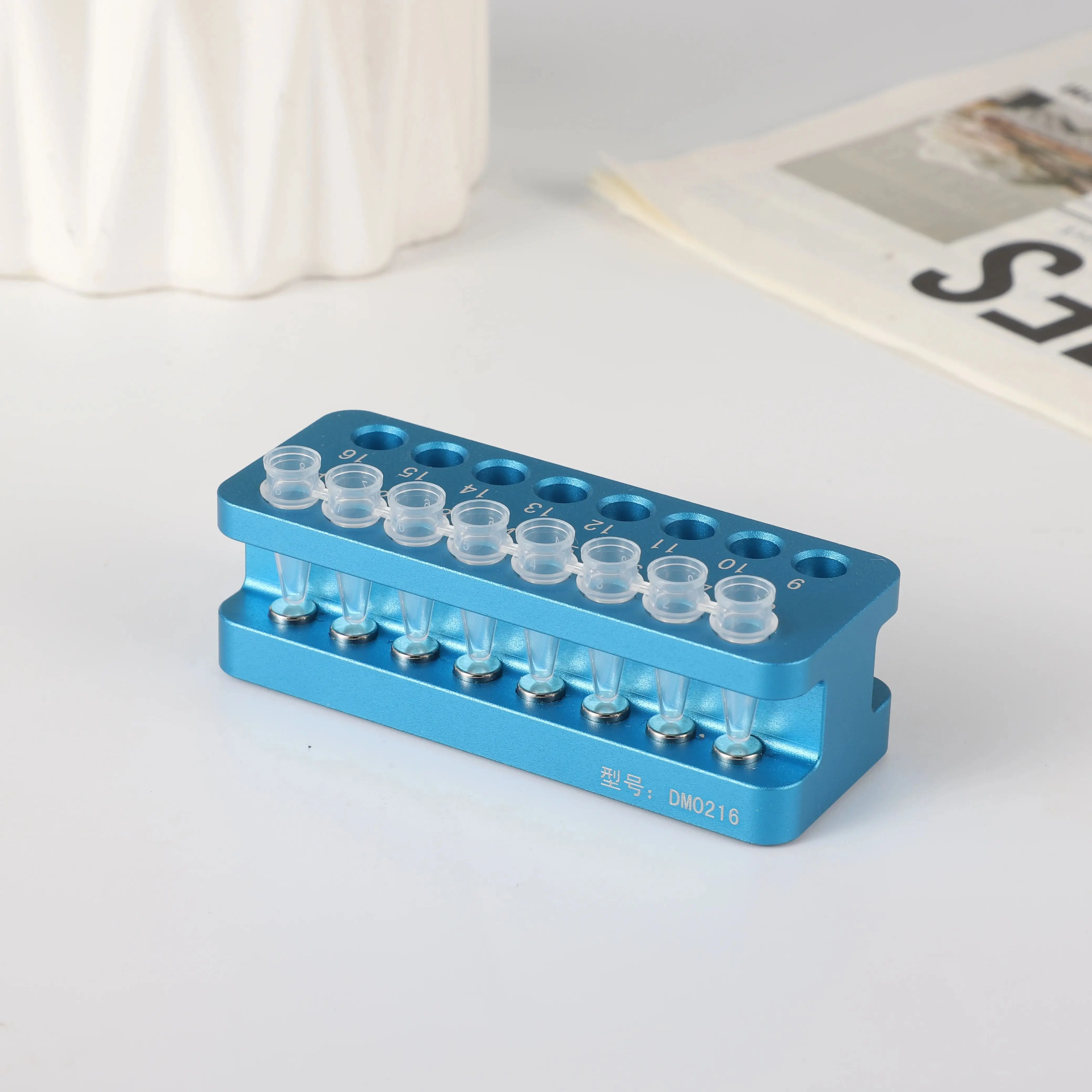 Juara Penjualan Tiongkok 0.2 Ml Rak Magnetik DM0216 Rak Pemisahan Magnetik Tabung Strip Pcr serta Permagen dengan Harga 40%