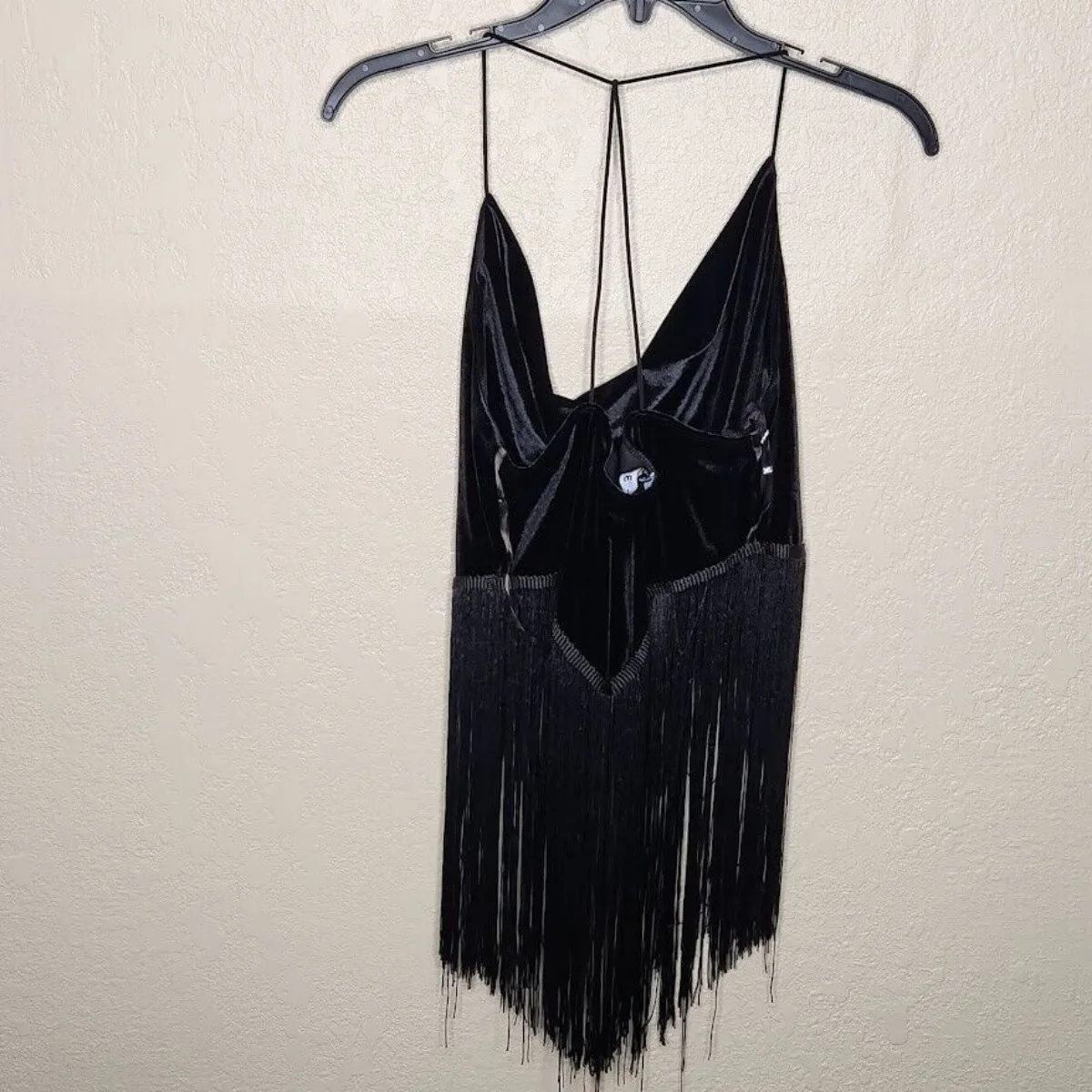 Us-Tank Top Womens XL Black Polyester Velvet Fringe Hem Spaghetti Strap