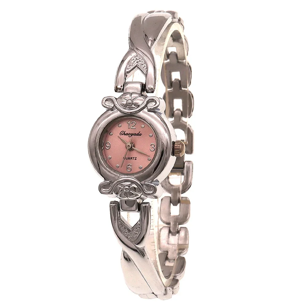 Elegant Luxury Ladies Quartz Watch Small Dial Hourly Tracker Wristwatch Timepiece for Women