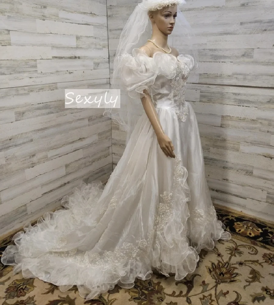 Vintage 1890s Queen Wedding Dress Renaissance Short Sleeve Organza Ruffles Bride Dress 2025 Lace Church Bridal GownCustomized