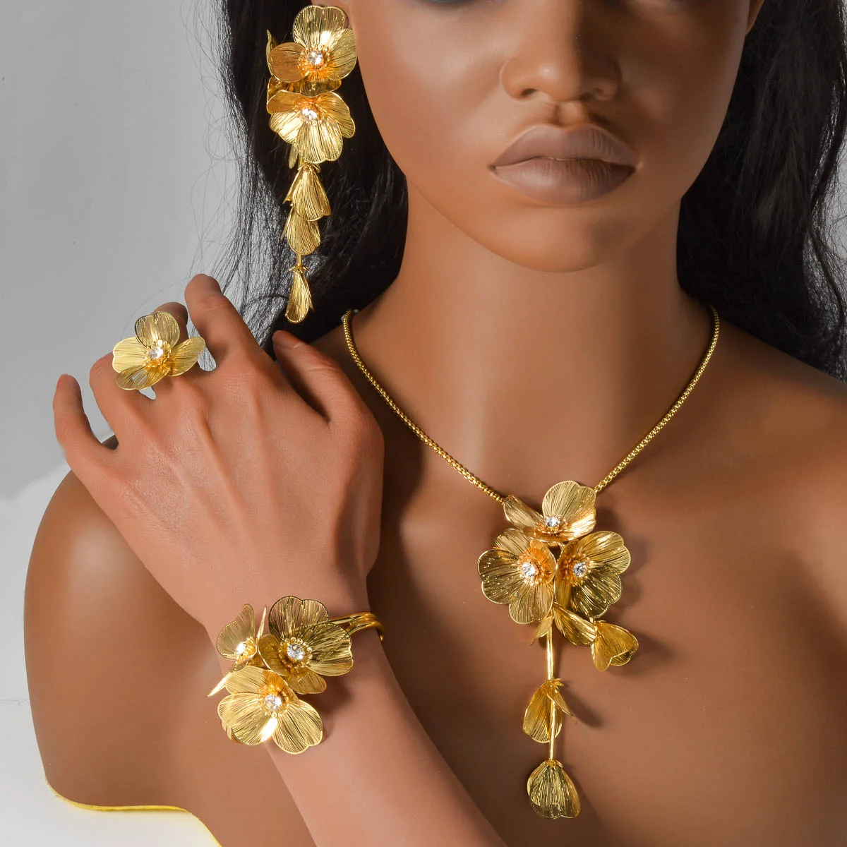 Dubai 18K Gold Necklace, Earrings, Rings, Bracelets, Bridal Wedding, Indian Women's Banquet Jewelry Set