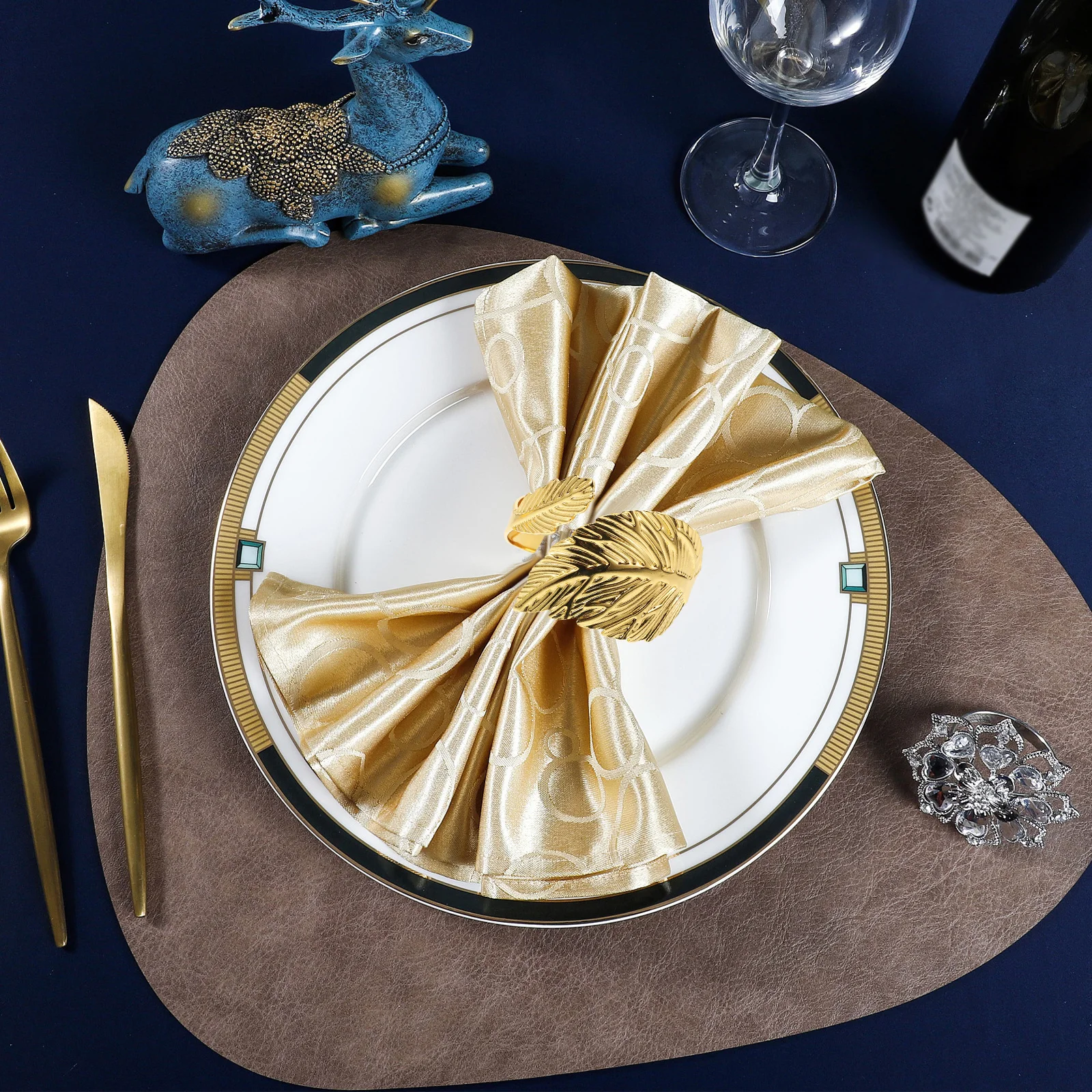 

6Pcs Delicate Napkin Buckles Sturdy Metal Alloy for Banquet Thanksgiving Mother's Day Decoration Reusable Table Napkin Rings