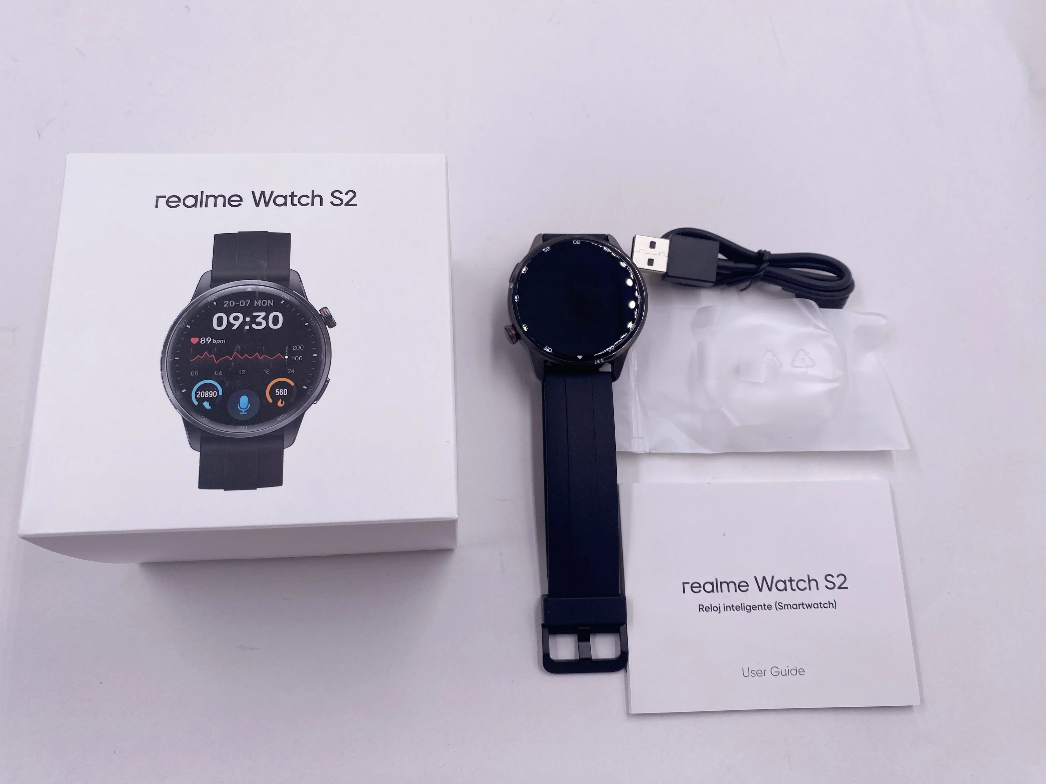 النسخة العالمية ساعة Realme S2 SmartWatch مستشعر الأوكسجين في الدم 1.43 بوصة شاشة AMOLED 20 يومًا عمر البطارية IP68 ساعة مقاومة للماء