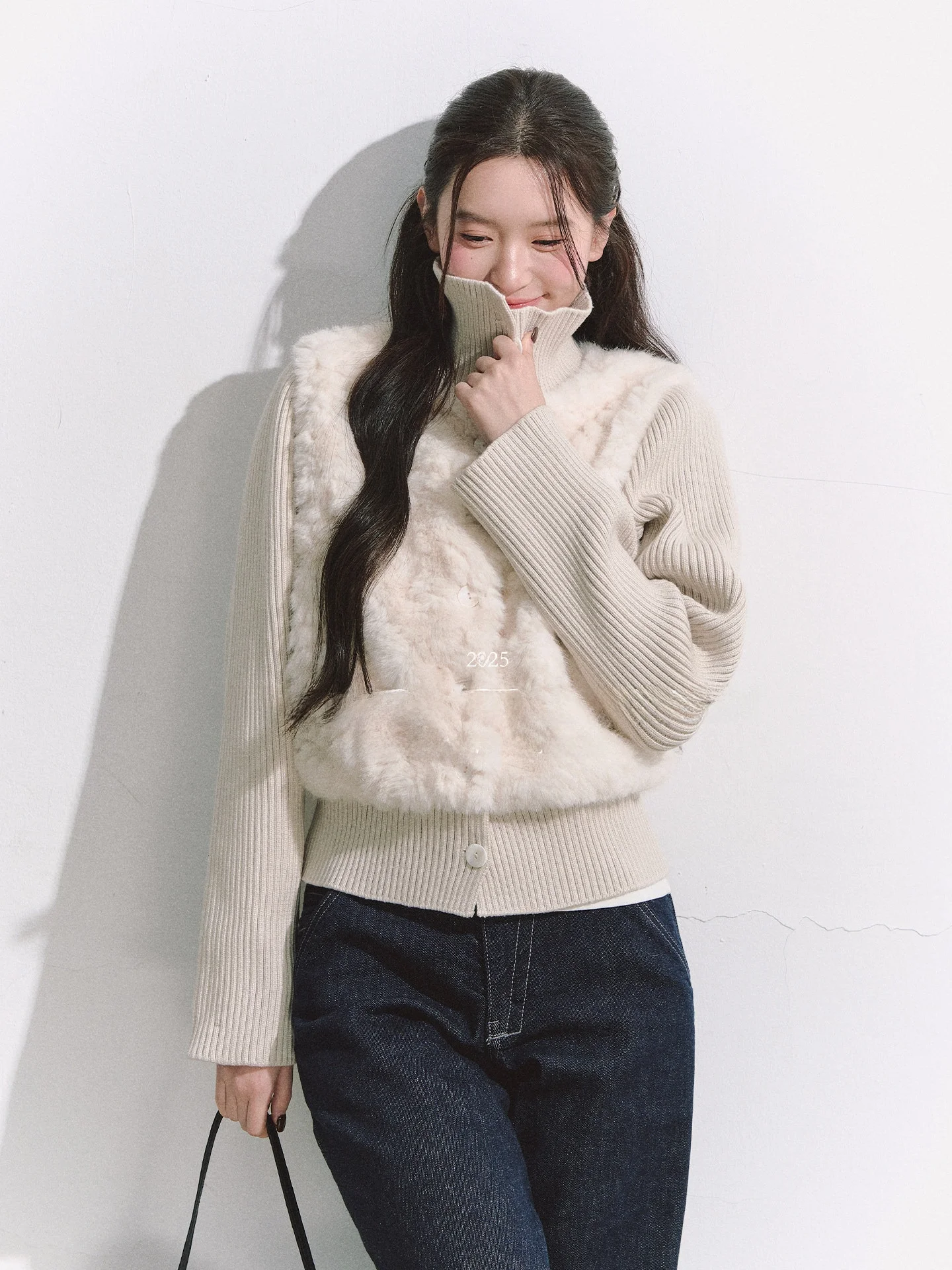 

OIOI E женское трикотажное пальто с воротником, осень-зима, новый утягивающий теплый топ, повседневный длинный кардиган све