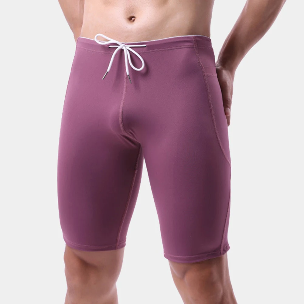 

Seamless Five Quarter Shorts for Men in Sports Running Loose Underwear Trunks with Comfortable Fit in Black Gray Purple