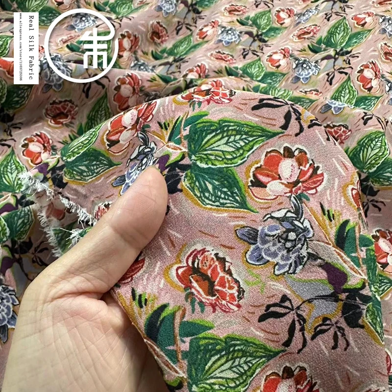 

High Quality Small Floral Leaves 100% Real Silk Designer Crepe De Chine Silk Fabric Thin Breathable Dress Clothing Fabric