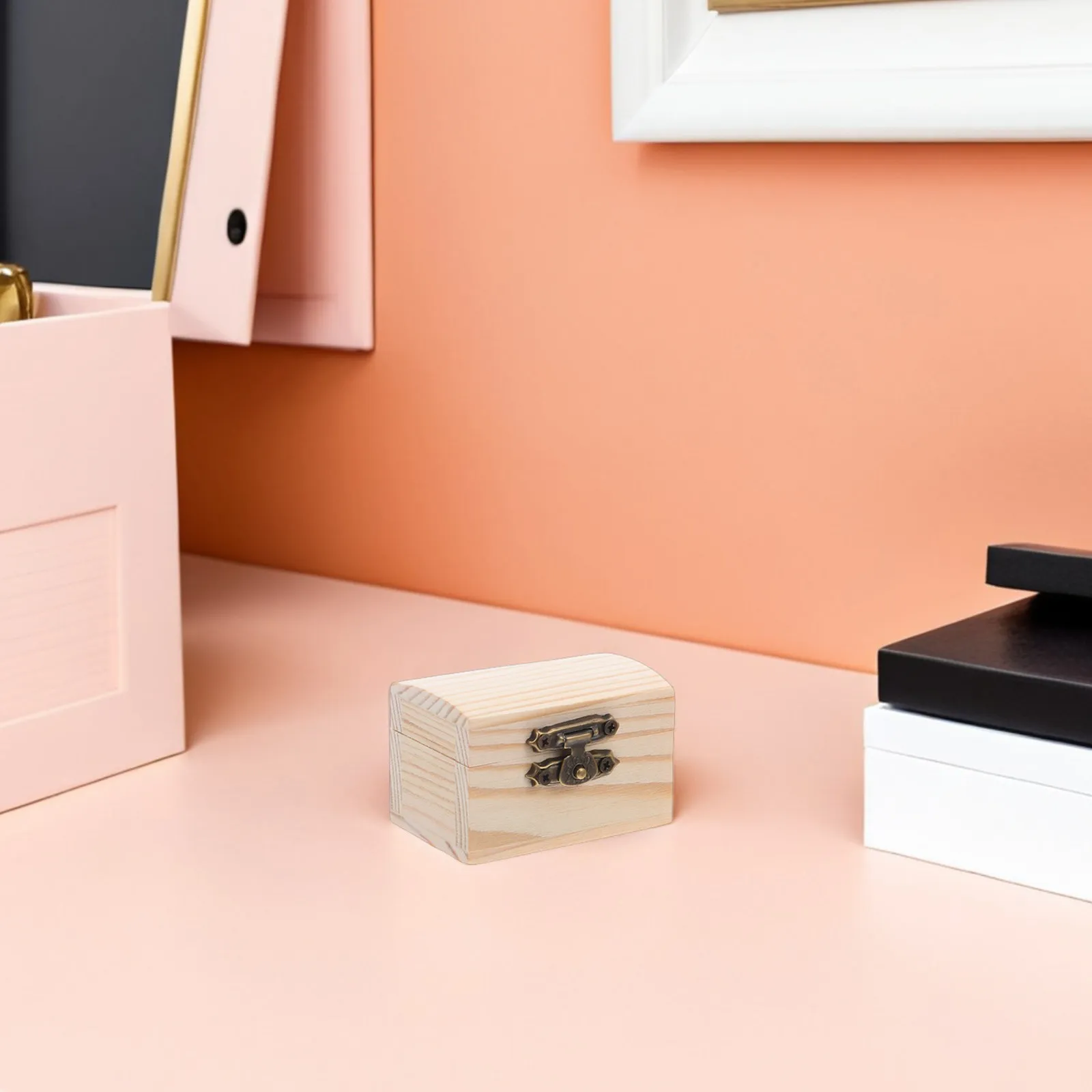 

12Pcs Mini Wood Treasure Chest Set Unpainted Pine Desktop Box with Sturdy Metal Hinge Lockable for DIY Decor Painting Crafting
