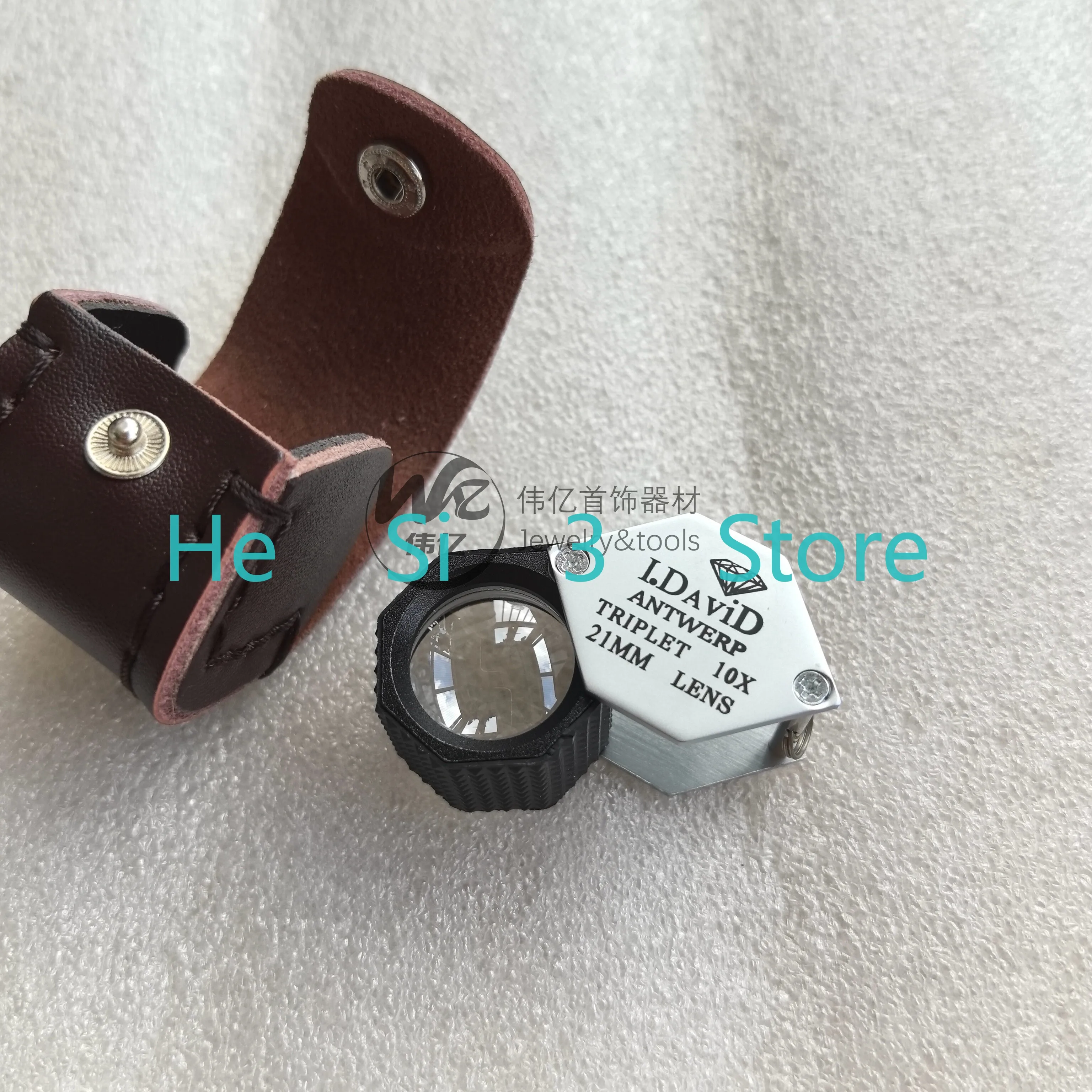 Portable 10x magnifying glass for gemstone detail appraisal and observation