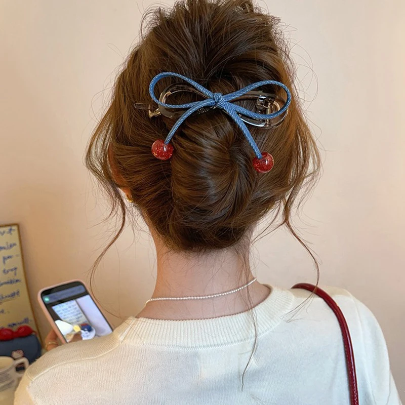 Ladies' Hair Clips Korean Cherry Pendant Bow Kawaii High-quality College Style Hair Accessory Sweet Fashion Versatile Barrette