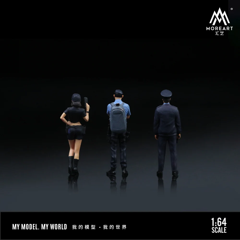MoreArt 1:64 Police Male and Female Figures Resin Set