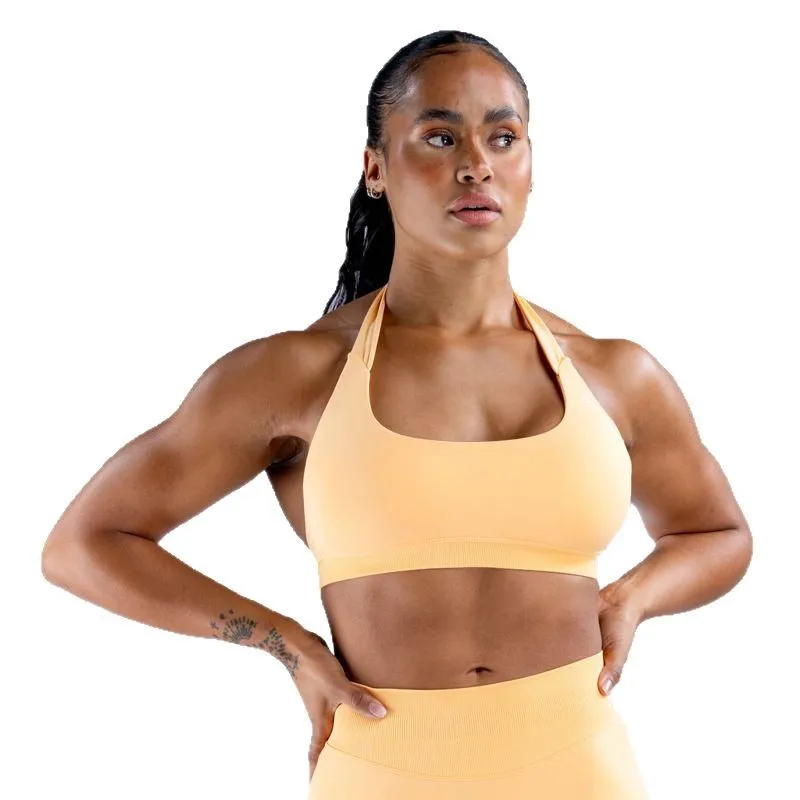 طقم يوجا نسائي بدون خياطة برقبة رسن وخصر عالٍ، حمالة صدر رياضية لرفع الورك، تصميم خلفي جميل، ملابس لياقة بدنية مريحة
