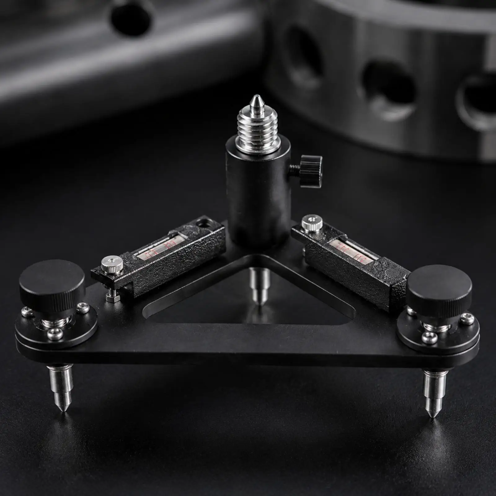 Triangular Surveying Tripod Base Sturdy Surveying Tripod Base with Bubble Levels Long-Lasting Rigid Metal for Surveyors