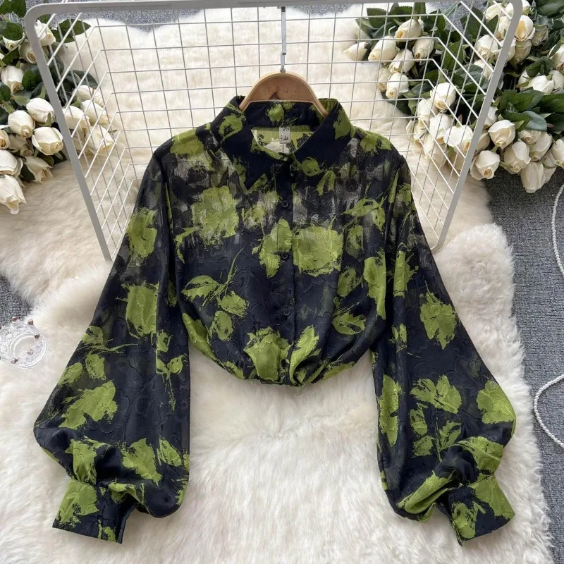 

2025 Autumn New Loose Polo Collar Puff Sleeve Retro Printed Shirt Women's Artistic Retro Floral Cardigan