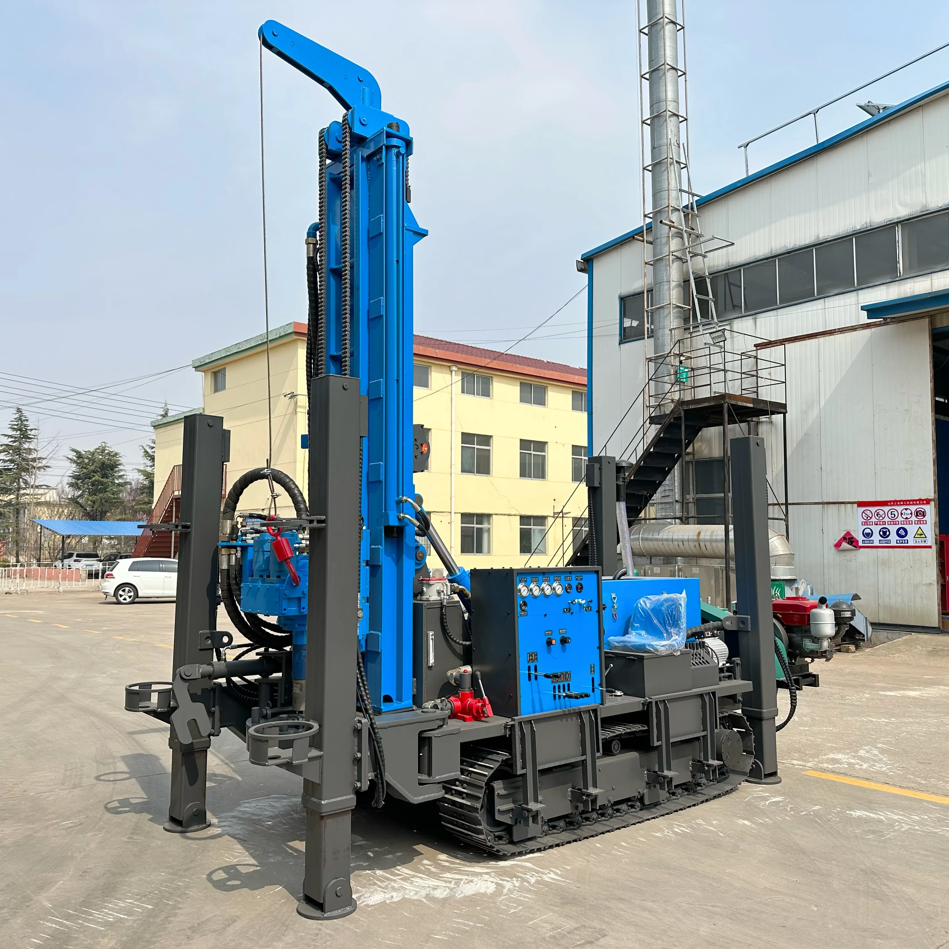 

Customized Crawler New 300m Pneumatic Mud Water Well Drilling Rig Mounted Rotary Drilling Rig