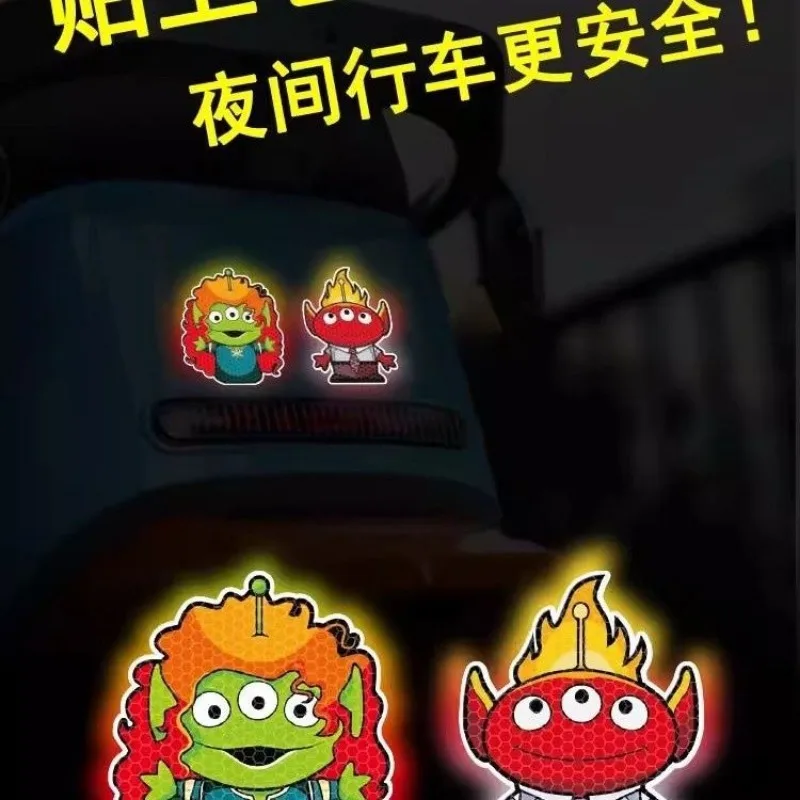 ديزني ألعاب كرتونية قصة الكرتون Buss ضوء السنة غطاء الخدش ملصق دراجة كهربائية دراجة نارية خوذة عاكسة سيارة ملصق #3