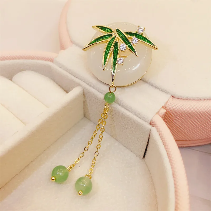 Chinese Style Vintage Enamel Bamboo Leaf Brooch Faux Hetian Jade Peace Buckle Tassel Pin For Women Lucky Blessing Elegant Gift