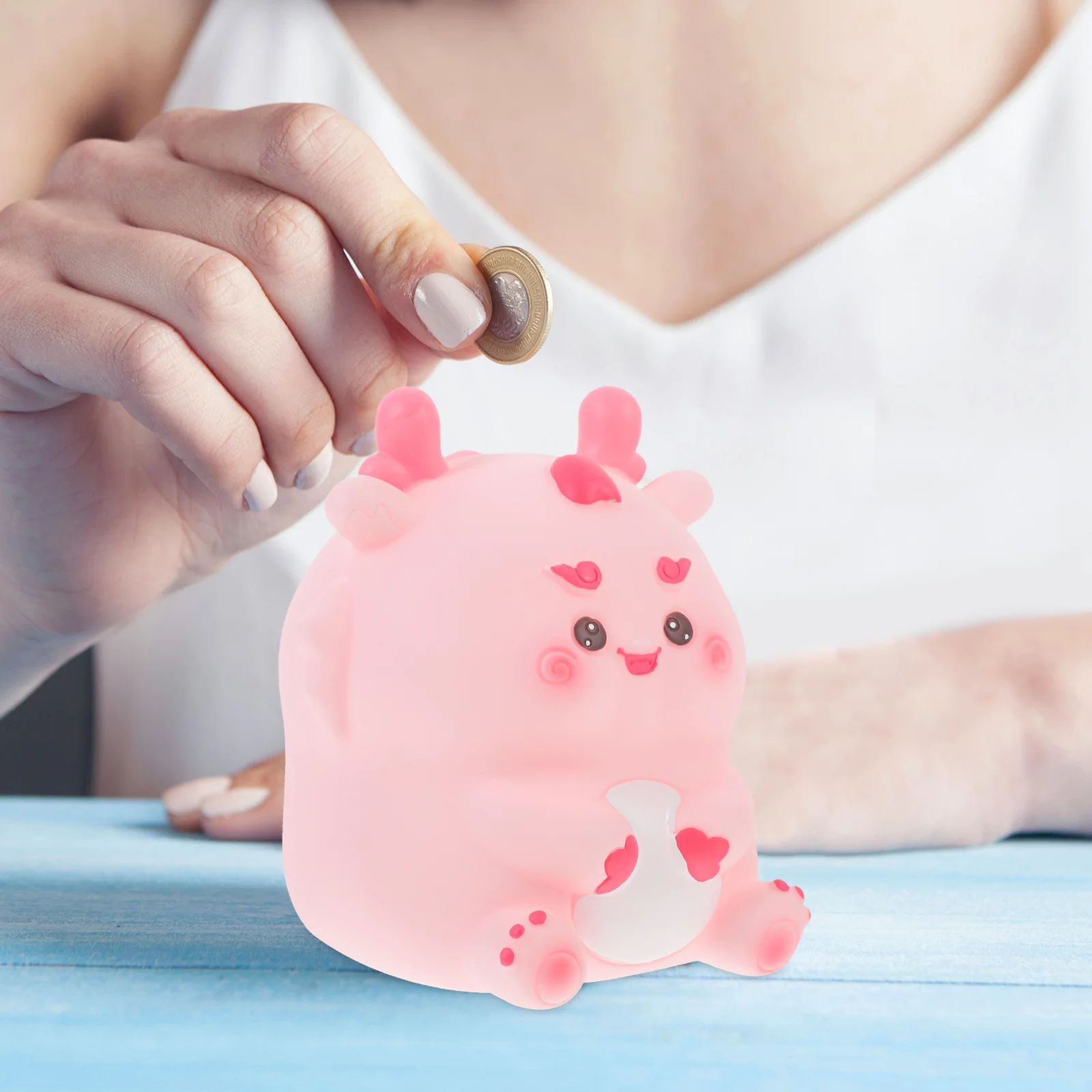 

1pc Cartoon Dragon Piggy Bank Vinyl Coin Container For Kids Coin Holder Adornment Decorative Saving Pot Desktop Home Decor Gift