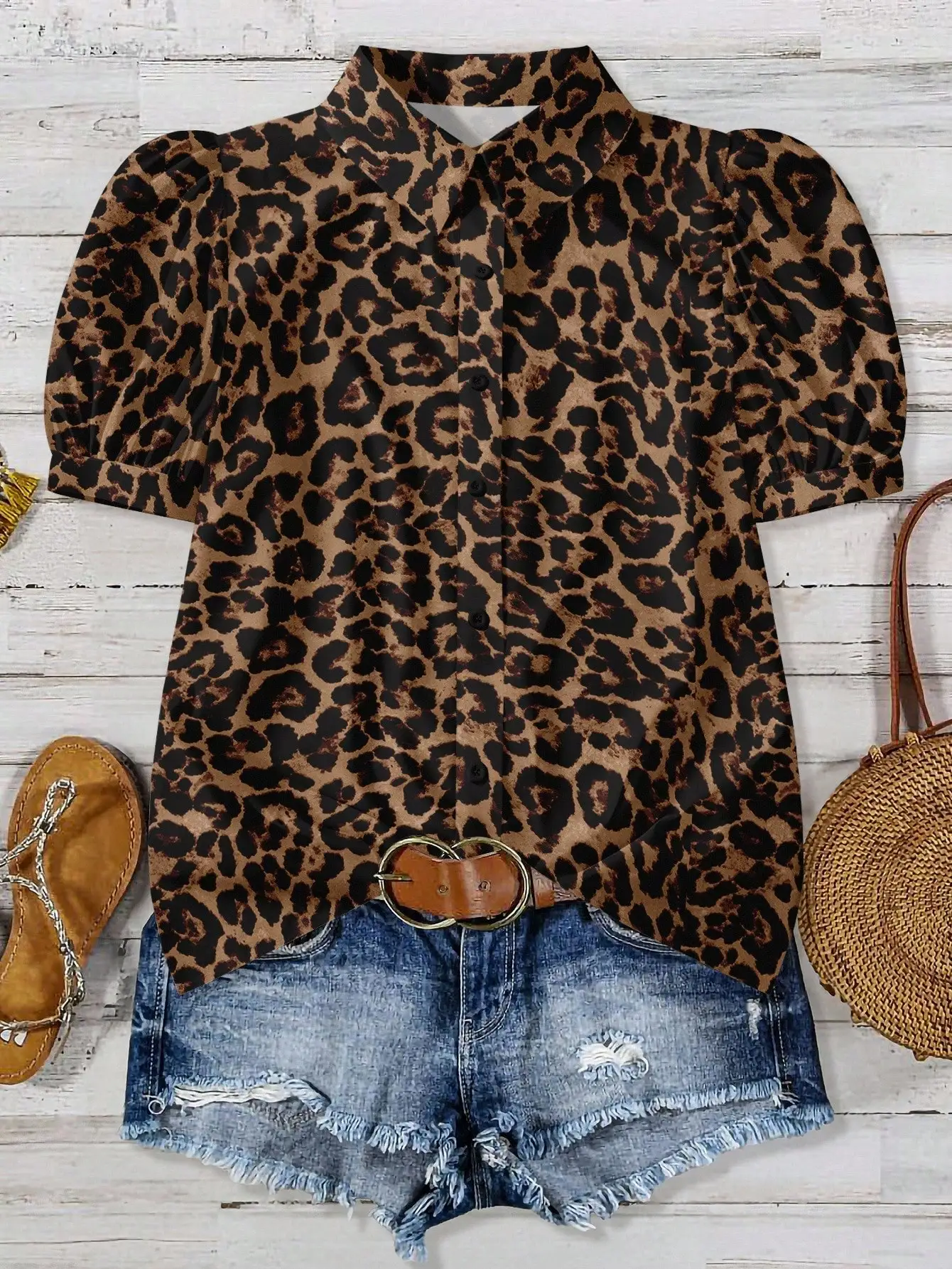 

Leopard Print Short Sleeve Blouse with Puff Sleeves & Button Front, Casual Chic Top for Women