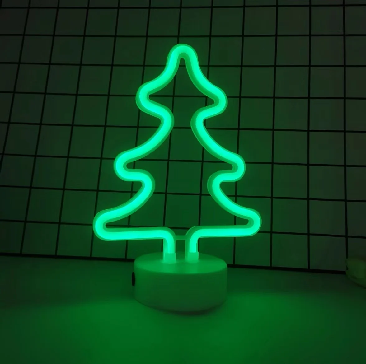 Green Christmas tree neon light, LED desktop decoration, battery/USB power supply, room bar party Christmas decoration