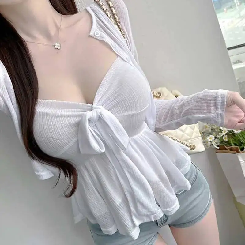 الكورية أنيقة ضئيلة مثير الرغبة النقية Bowknot حزام سترة قطعتين مجموعة أعلى للنساء التي شيرت تيز أزياء المرأة X1MY #3