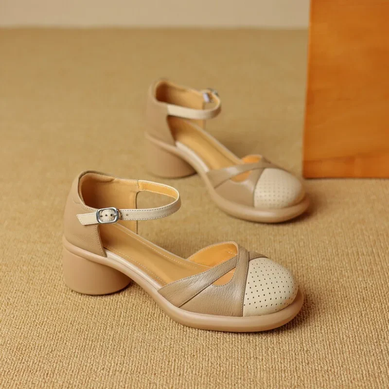 Round Heeled oco Design sandálias com cor bloqueio, elegante e respirável