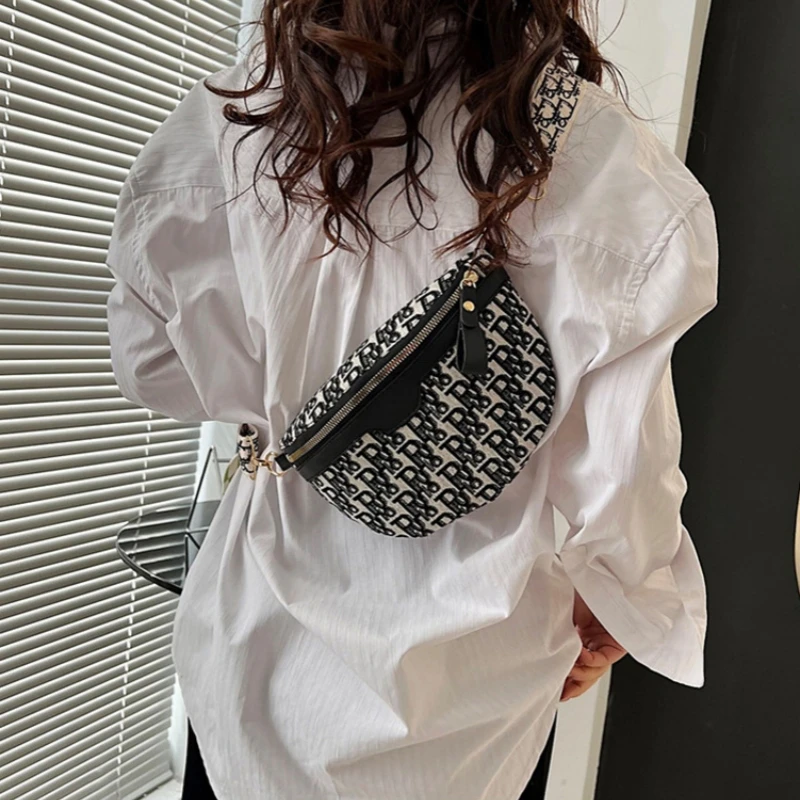 

Modische Mini-Umhängetasche für Damen, lässige Schultertasche, minimalistische, vielseitige Brusttasche und Handytasche