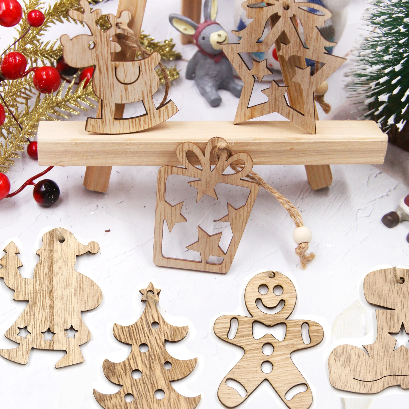 

6PCS Cute Christmas Pendants Deer&Tree Wooden Ornaments for Christmas Party Xmas Tree Decorations Kids Noel DIY Gifts Supply