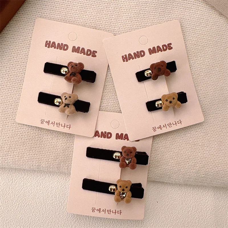 

Новая корейская бархатная заколка-мишка для девочек, элегантная, милая, для фиксации прядей и челки