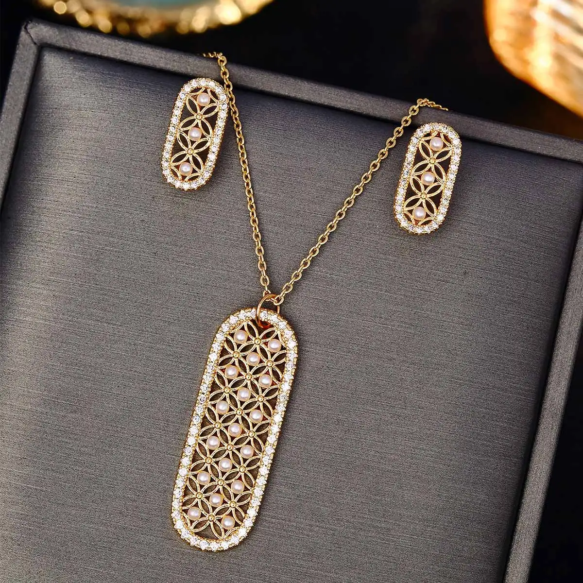 2024 New Gold Color…