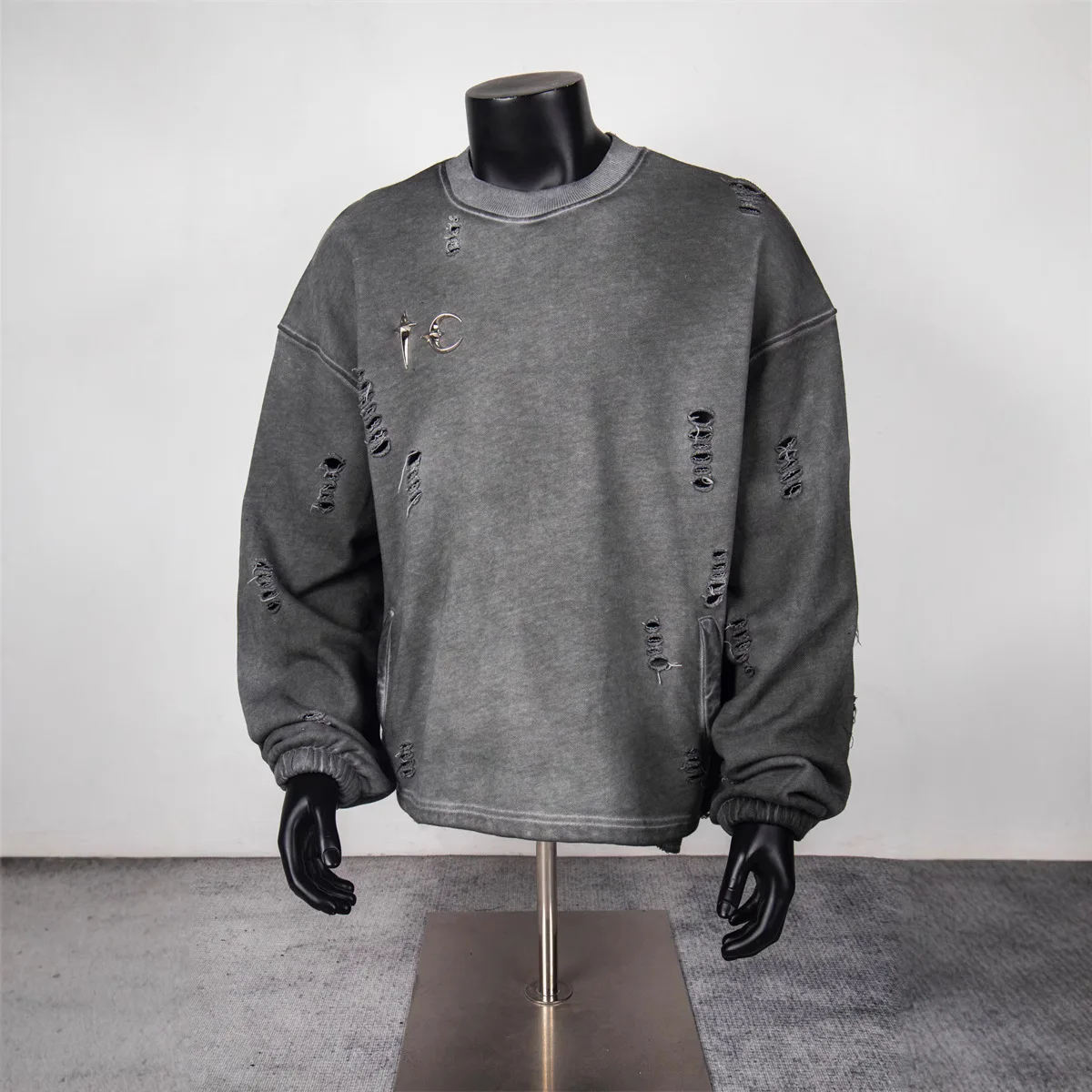 

Thug Club 2026 New Street Hip-Hop Style Metal-Decorated Distressed Washed Hoodie with Ripped Details