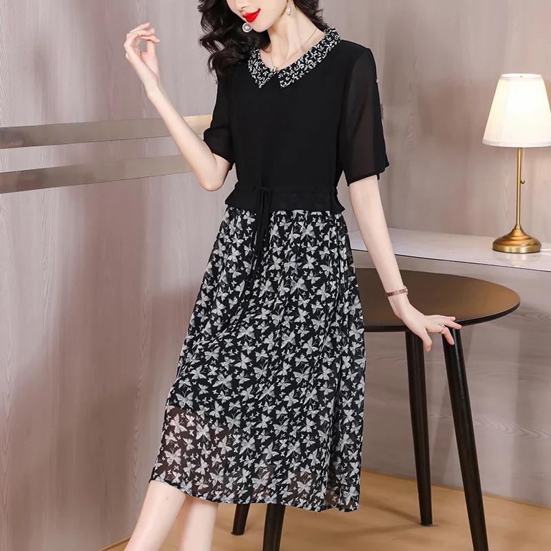 

2023 Black Silk Summer New Doll Neck Short Sleeve Dress Women's Lace Splice Loose Size Fashion Mom Dress Knee Long Robe