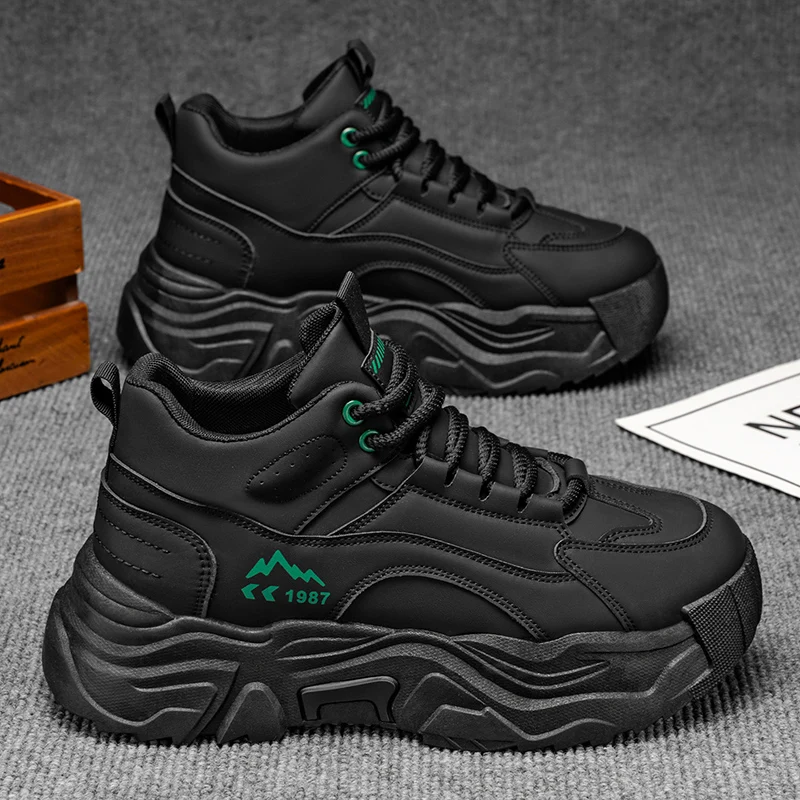 

Мужская обувь с высоким берцем, новинка 2025, осень, черная рабочая обувь на толстой подошве, увеличивающая рост, для мужчин, спортивная износостойкость