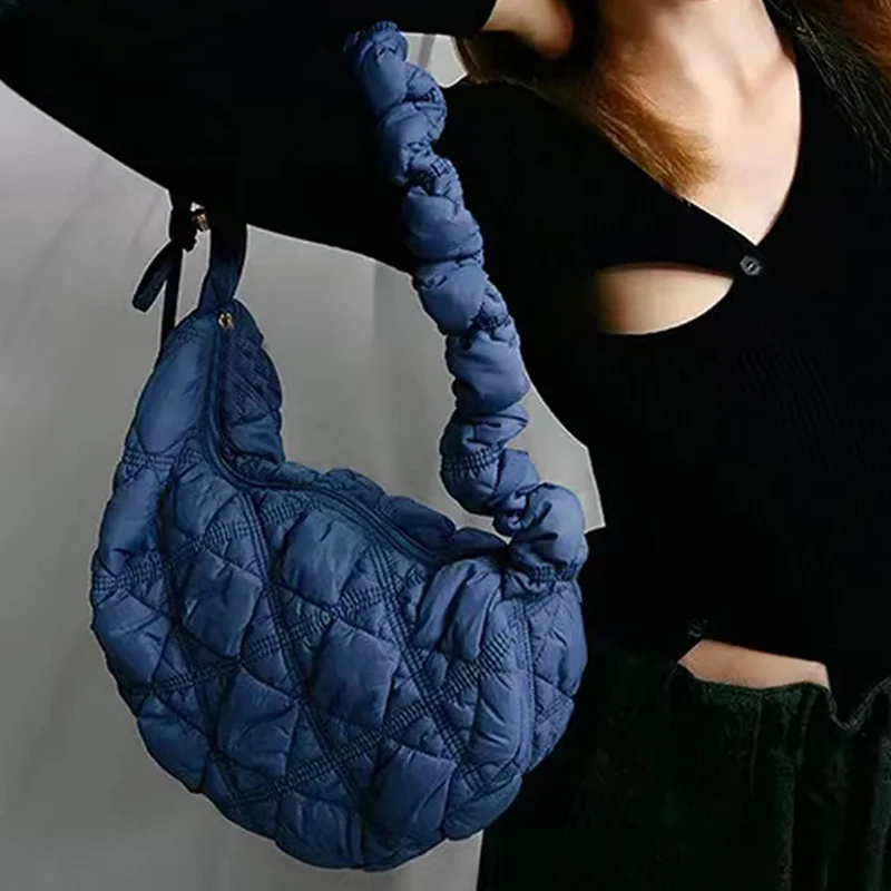 Fashion Pleated Cloud Shoulder Bag Woman Designer Ruched Quilted Crossbody Bag Women Luxury Simple Padded Handbag Big Purse 2023