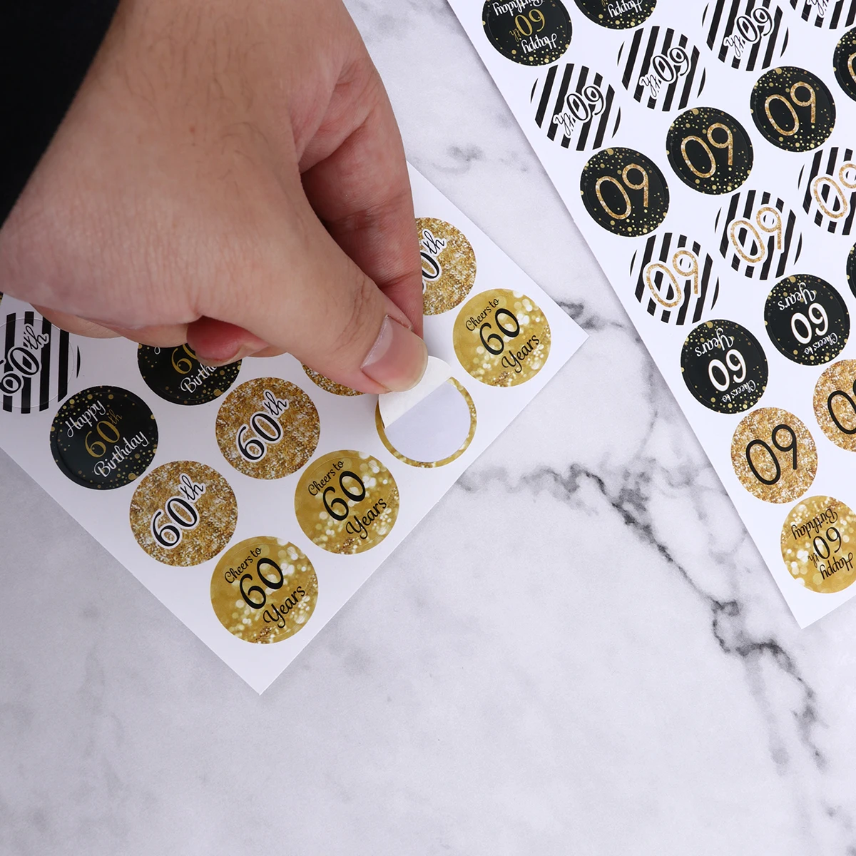 

432pcs 60Th Birthday Sealing Stickers Round Adhesive Labels Candy Bag Party Favors Packaging Decals Decoration Material