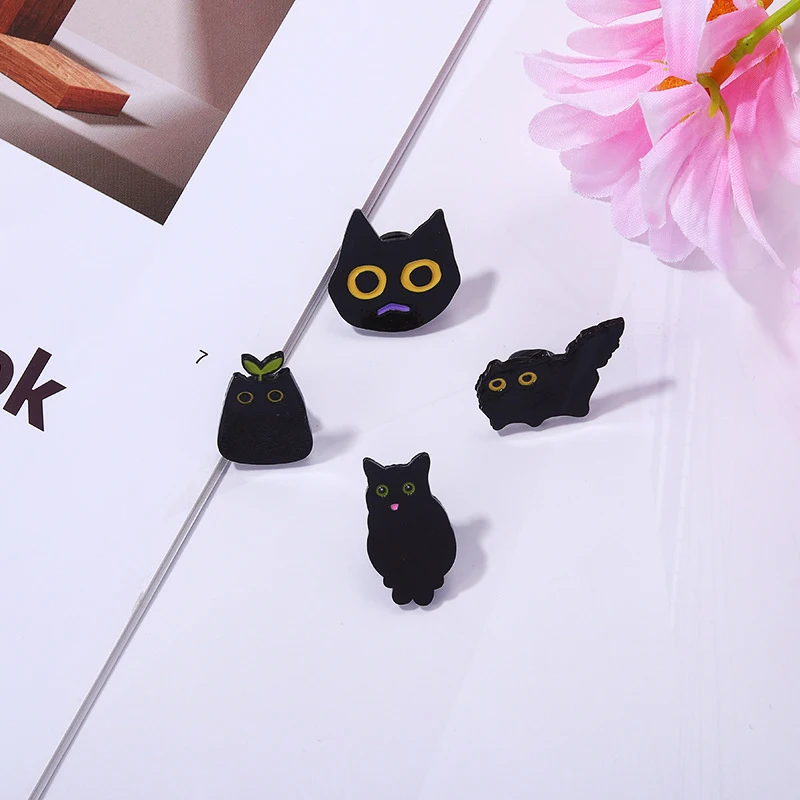 Desenhos animados Cute Black Cat Shape Pin, Paint Clothing Accessories, Backpack Badge, Lapel Brooch, New Alloy Animal Pin