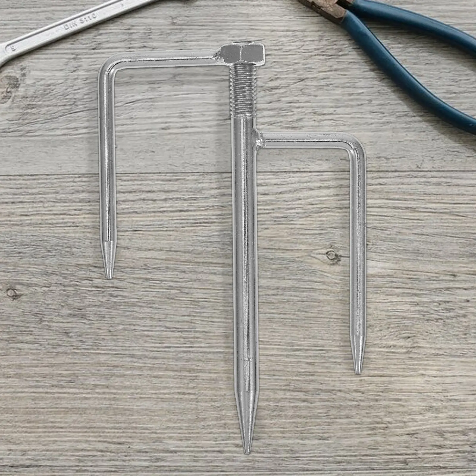

Beach Umbrella Anchor Three-Pronged Stable Sand Spike Outdoor Patio Stand Compact Removable Holder for Fishing Camping Lawn